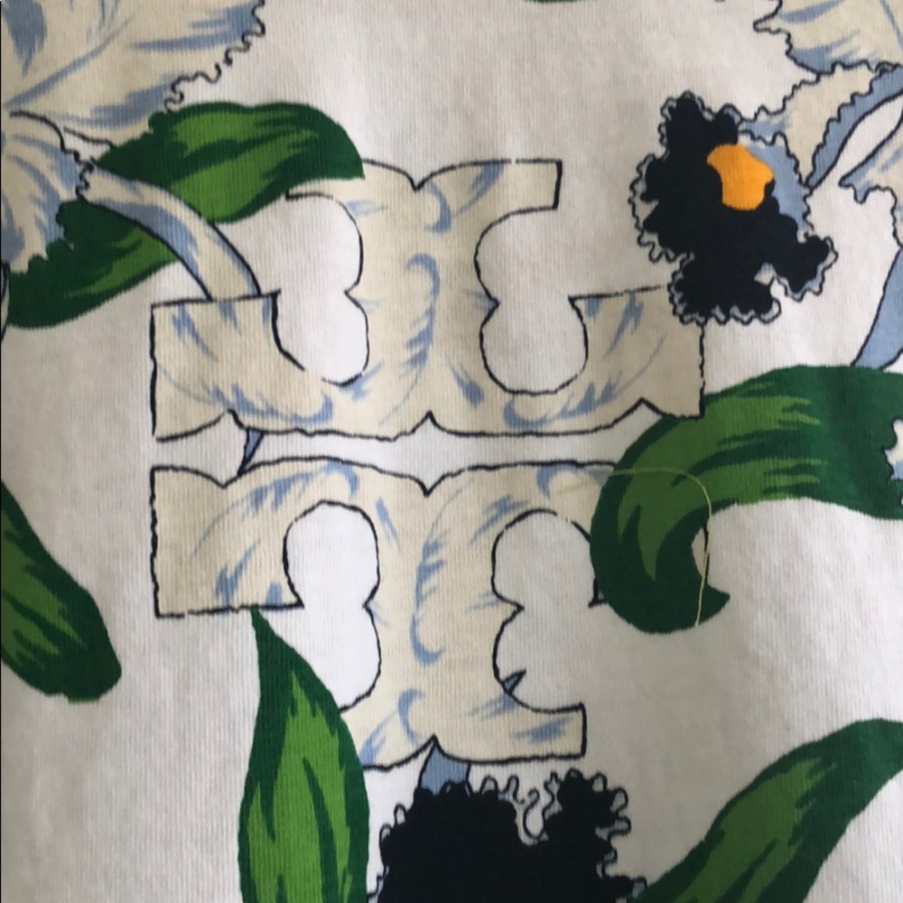 Tory Burch t shirt